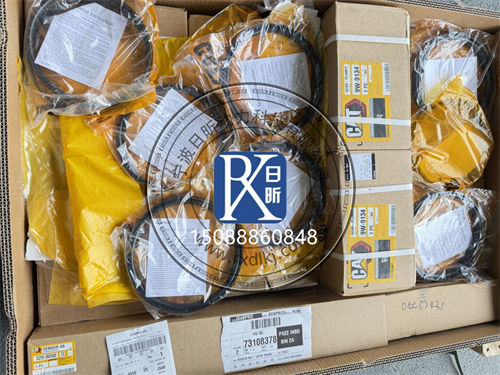 卡特彼勒950GC裝載機C7.1發(fā)動機維保全攻略：從日常養(yǎng)護(hù)到配件選購指南